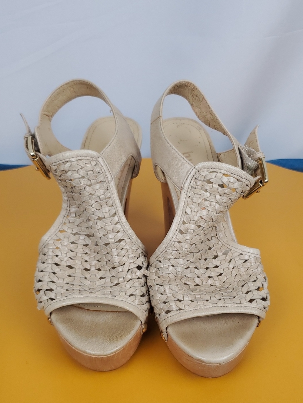 luxury rebel Cream Woven Leather Peep-Toe With Wooden Platform Sandals
